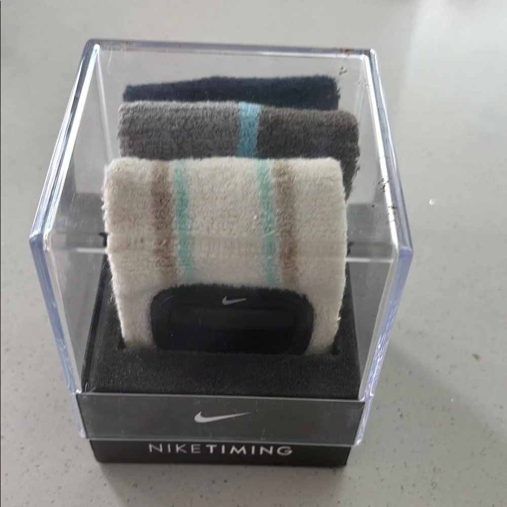 Nike Timing Wristbands in Black, Blue, and Cream - Picture 4 of 4